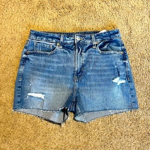 Women’s Old Navy OG high-rise denim shorts, sz 12. Distressed look.